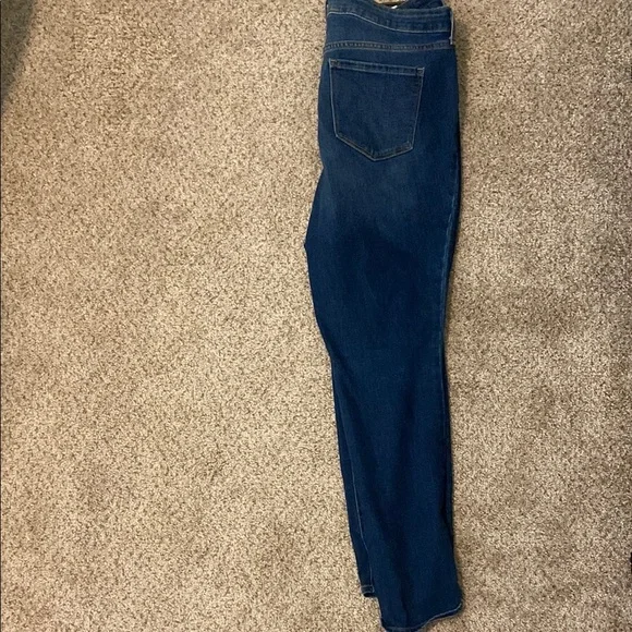 Old Navy Blue Skinny Jeans with Distressed Details - Picture 8 of 8